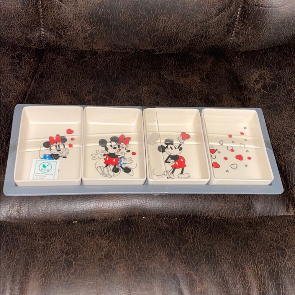 Disney dipping tray